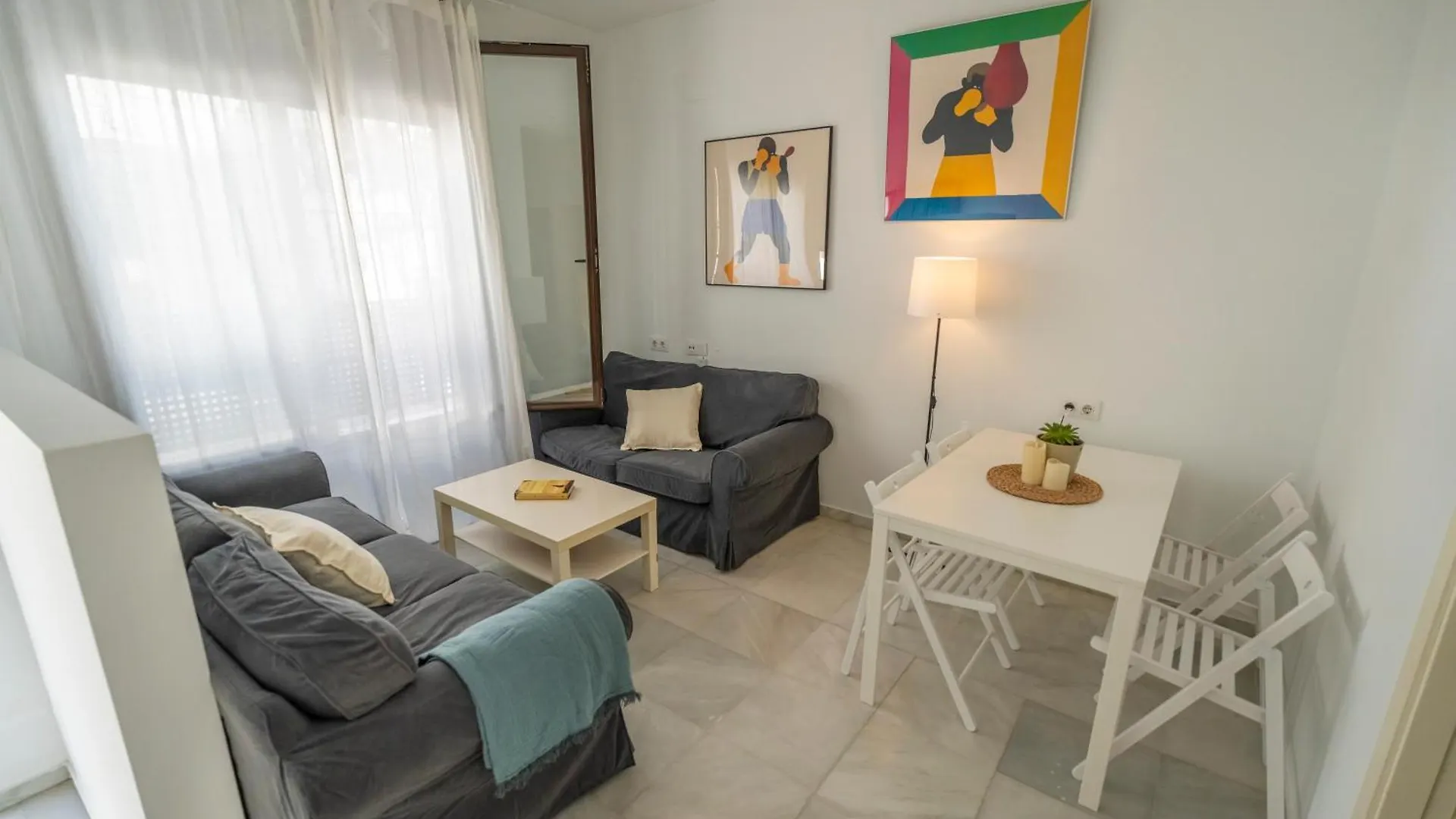 Acogedor Apartamento En Pleno Centro De Conil Apartment Conil De La Frontera Spain